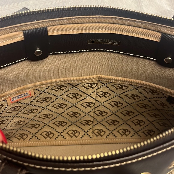EUC Dooney & Bourke canvas tan & brown tote. - Picture 16 of 16